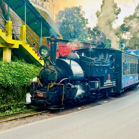 דרג'ילינג Hotel Lee Green- Best Family Hotel In Darjeeling מראה חיצוני תמונה